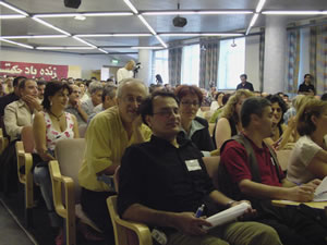 2004-konferance-moases-2.jpg (352kb)